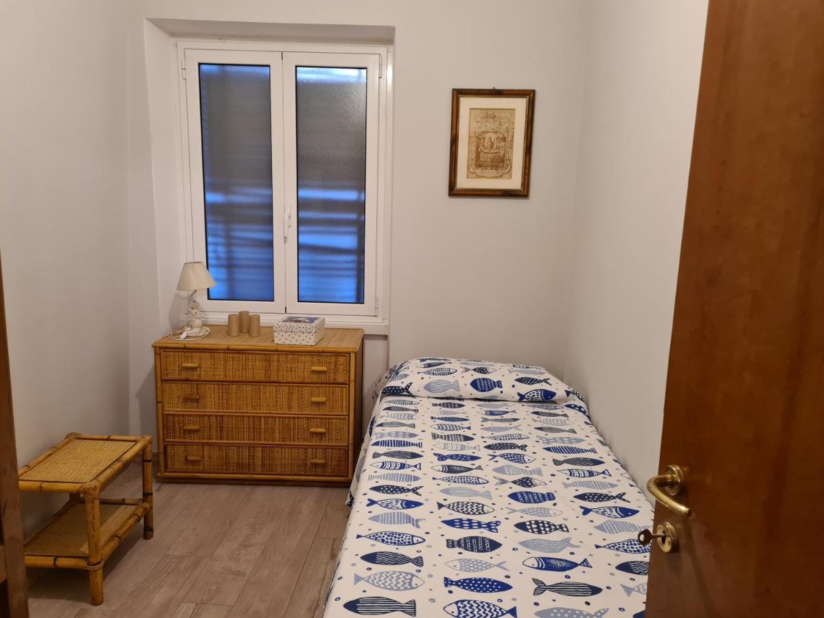Una Finestra su Rapallo Esterno foto