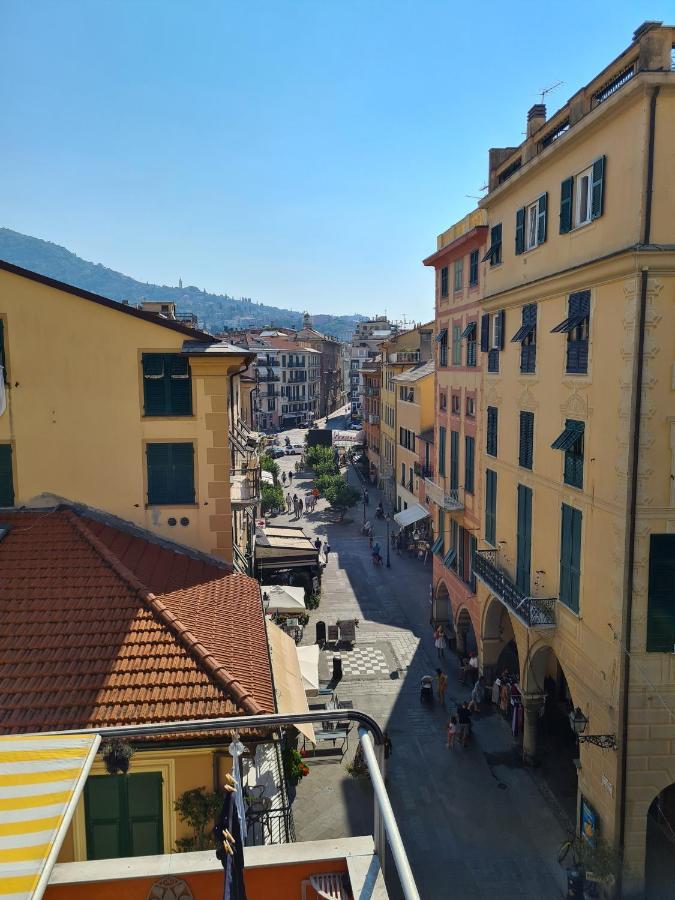Una Finestra su Rapallo Esterno foto