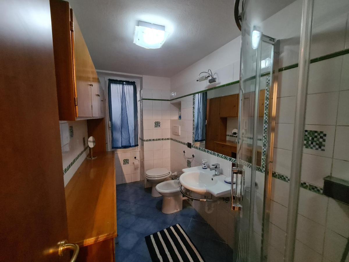 Una Finestra su Rapallo Esterno foto